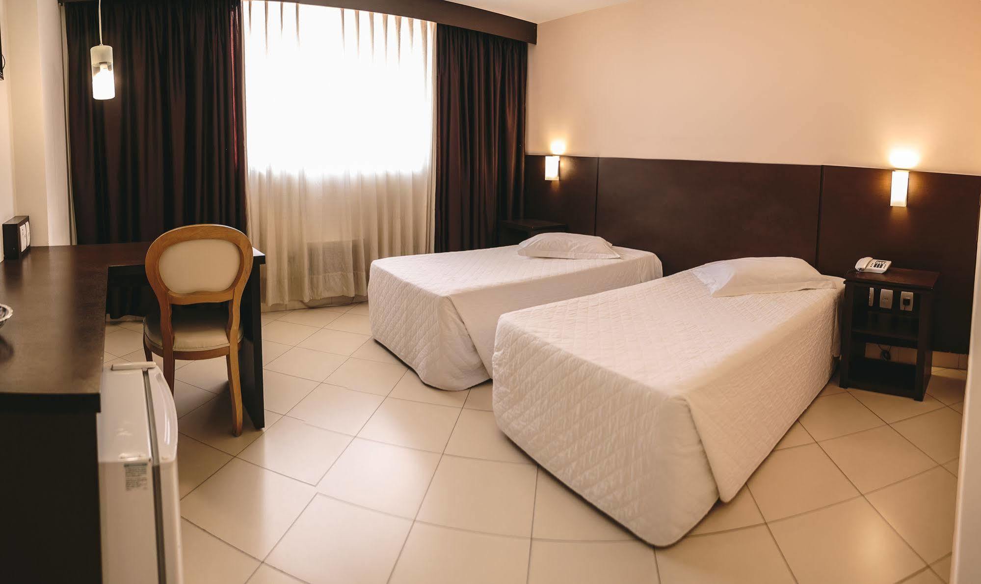 Hotel Dunamys กูรีตีบา ภายนอก รูปภาพ