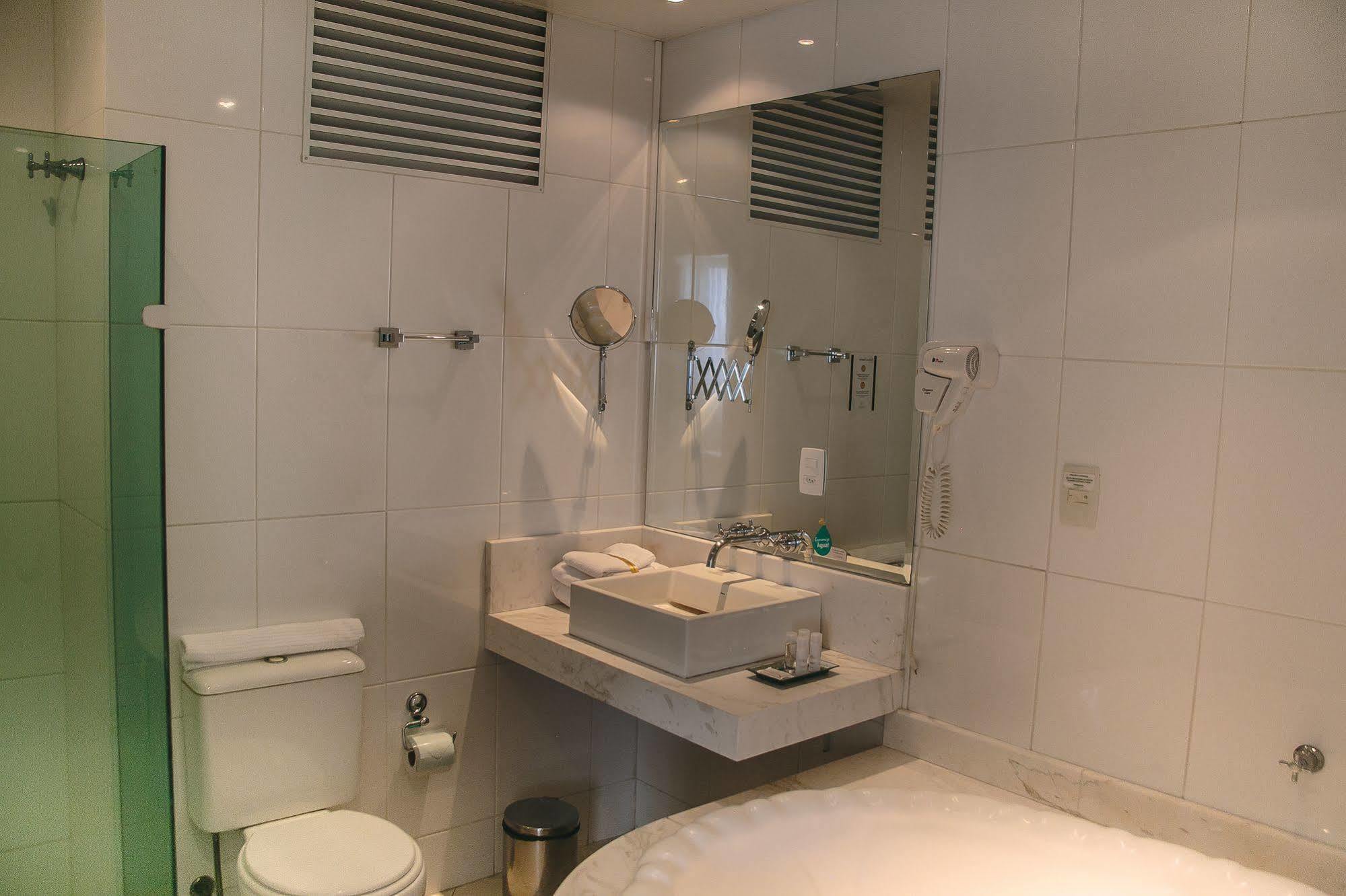Hotel Dunamys กูรีตีบา ภายนอก รูปภาพ